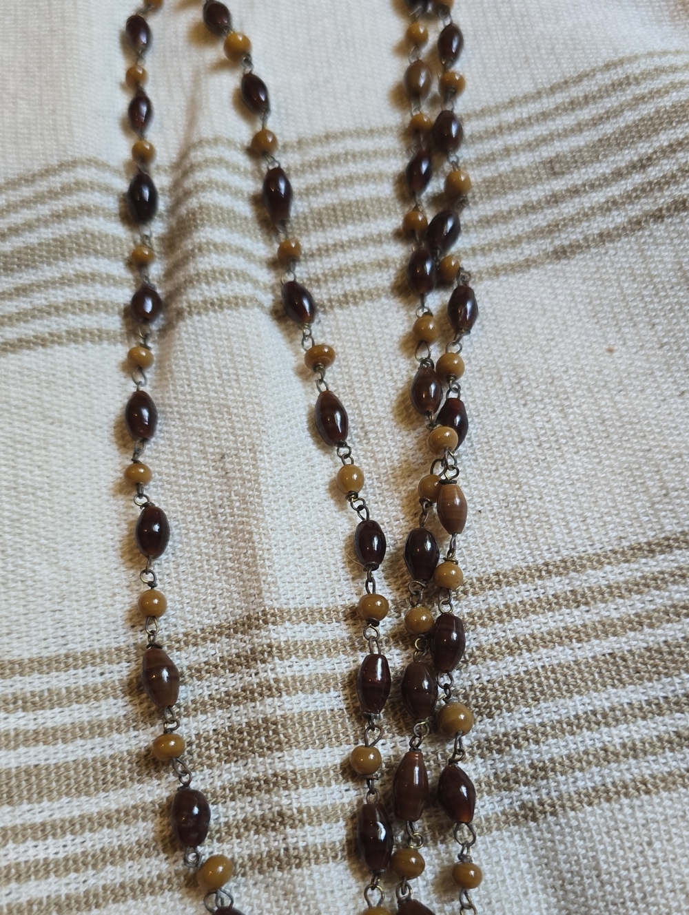 Vintage Brown & Tan beaded Long Necklace Fashion Jewelry